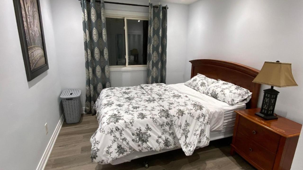 Spectacular 3 Bedroom 2 Wr House - Close To Airport Toronto Dış mekan fotoğraf